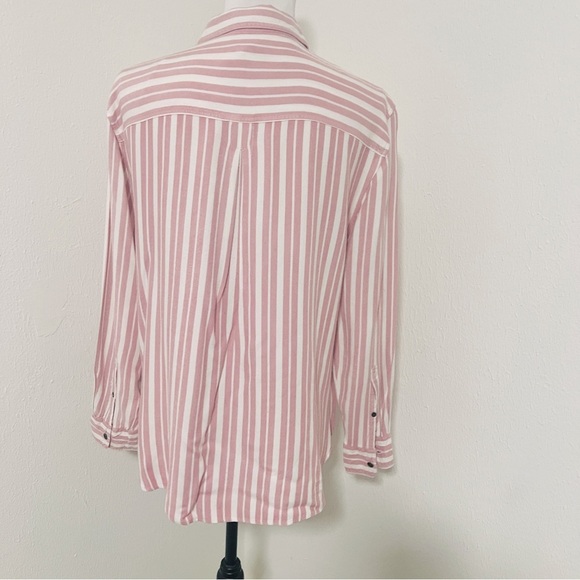 JACHS GIRLFRIEND Women’s Large Pink Stripe Button Up Blouse Long Sleeve Soft - Picture 6 of 8